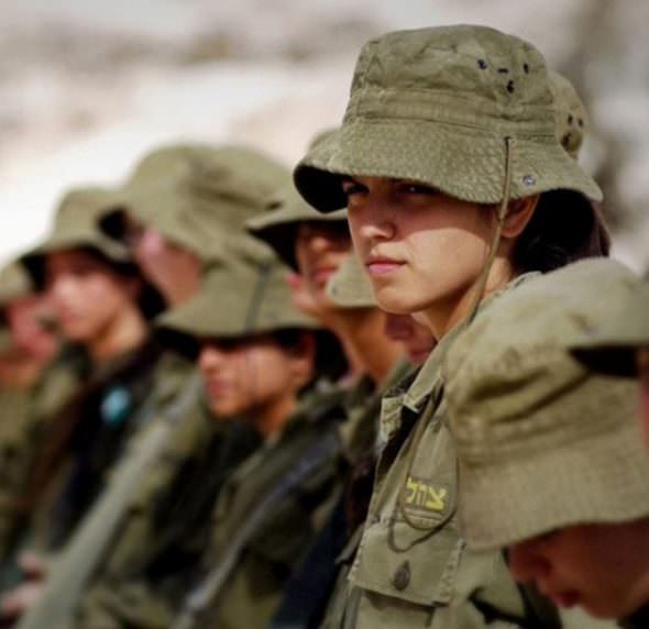 Israeli Defense Female Soldiers 25