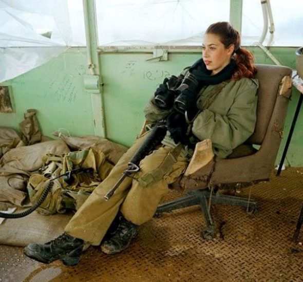 Israeli Defense Female Soldiers 27