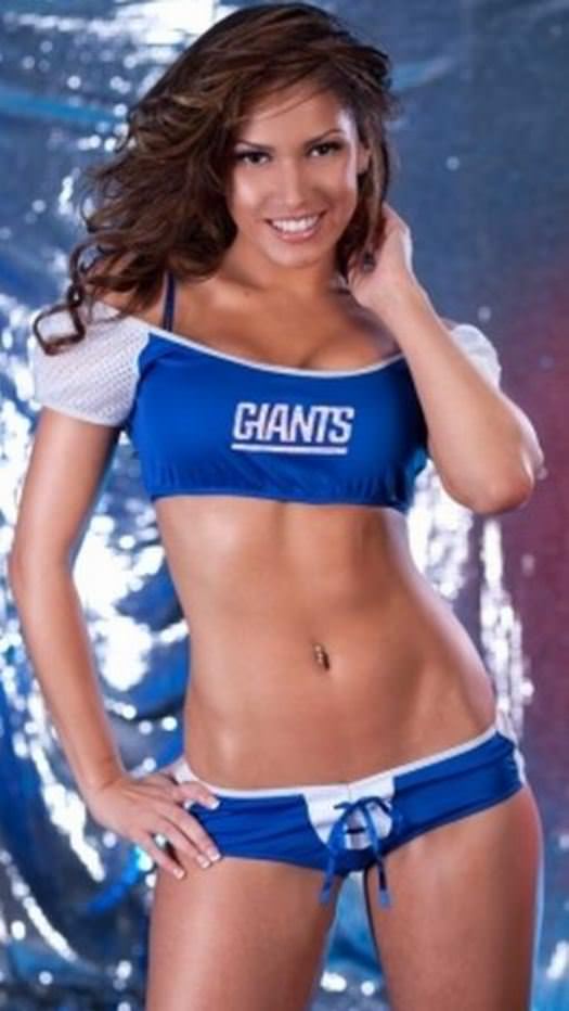 Hottest Giants and Patriots Superbowl Fans 11