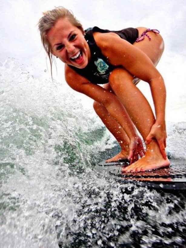 surfer girls