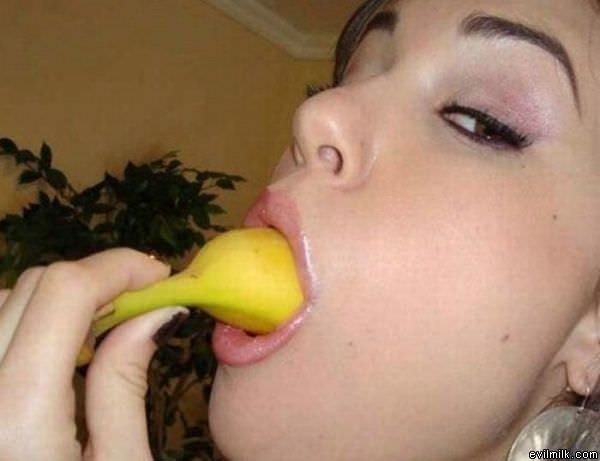 Banana_Girl.jpg