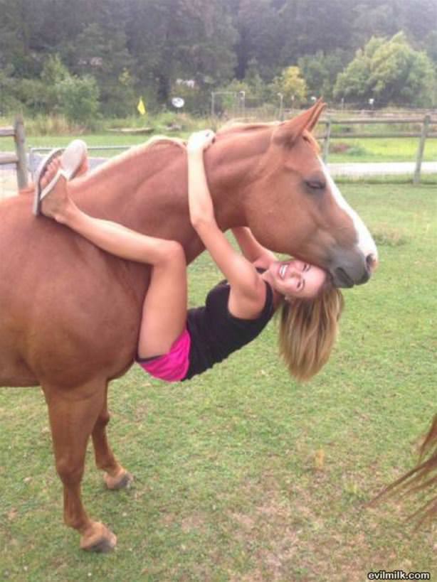 Girls Who Love Horses 2