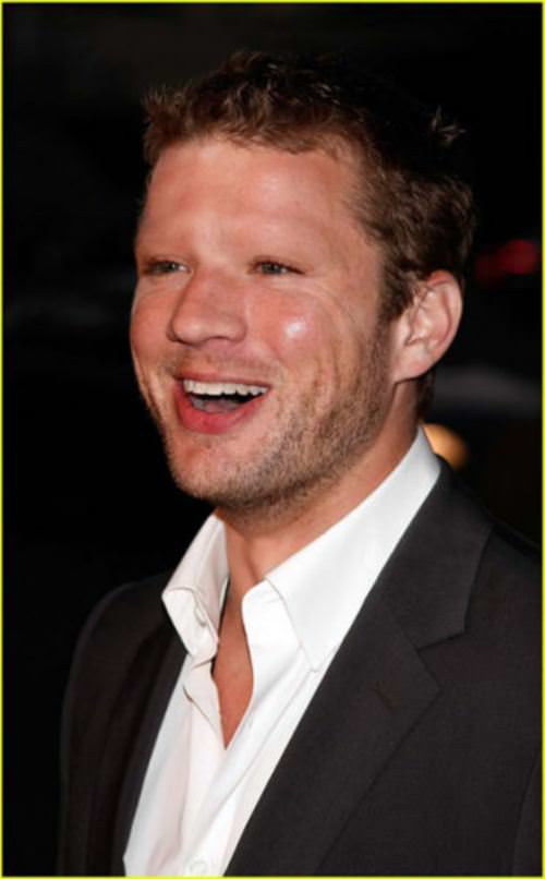 Ryan Phillippe without eyebrows