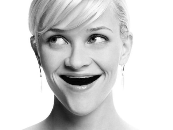 Actresses without teeth 10