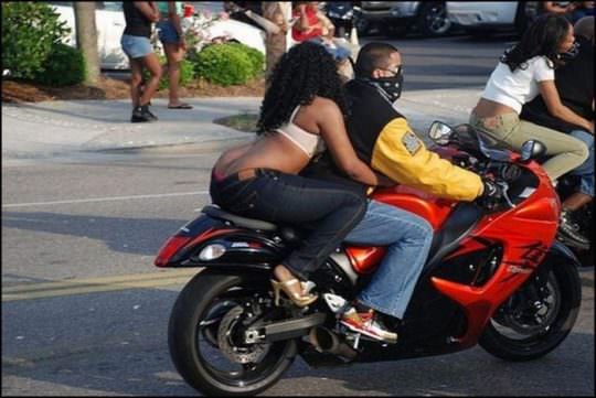 Hot Girls on Bikes 20