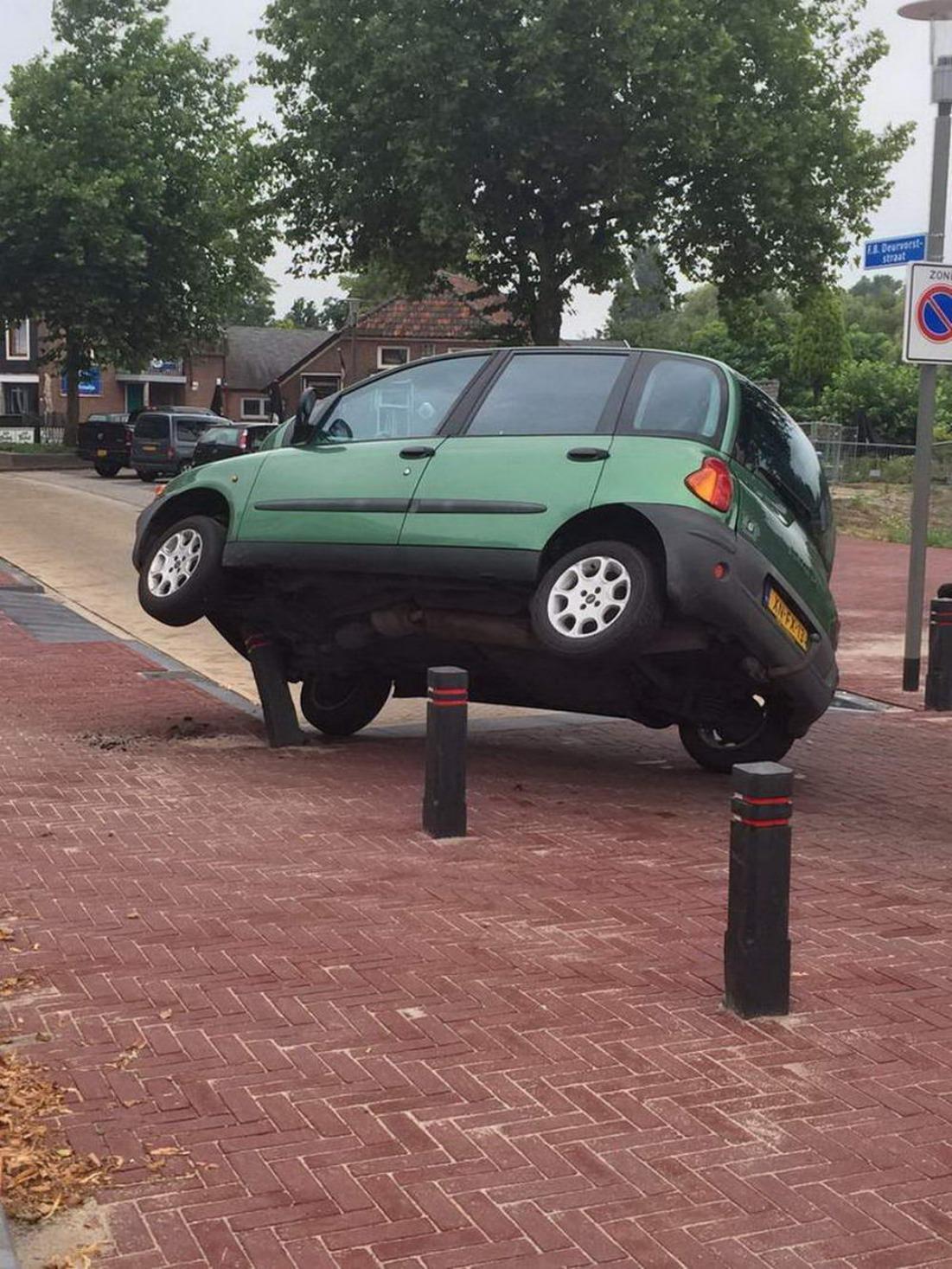 You cant park there