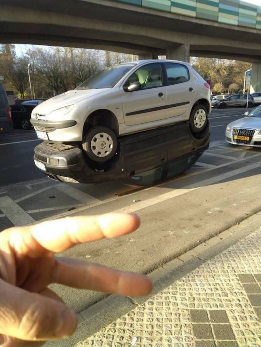 You cant park there