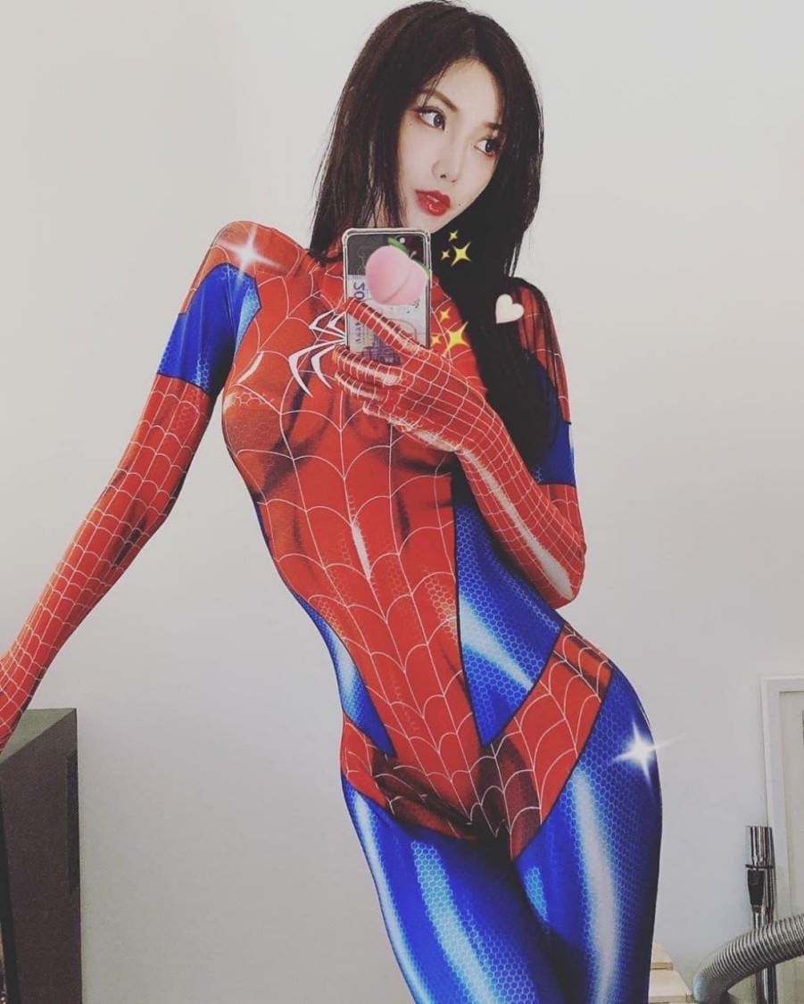  Aesthetic Spider Man Cosplay by Kira