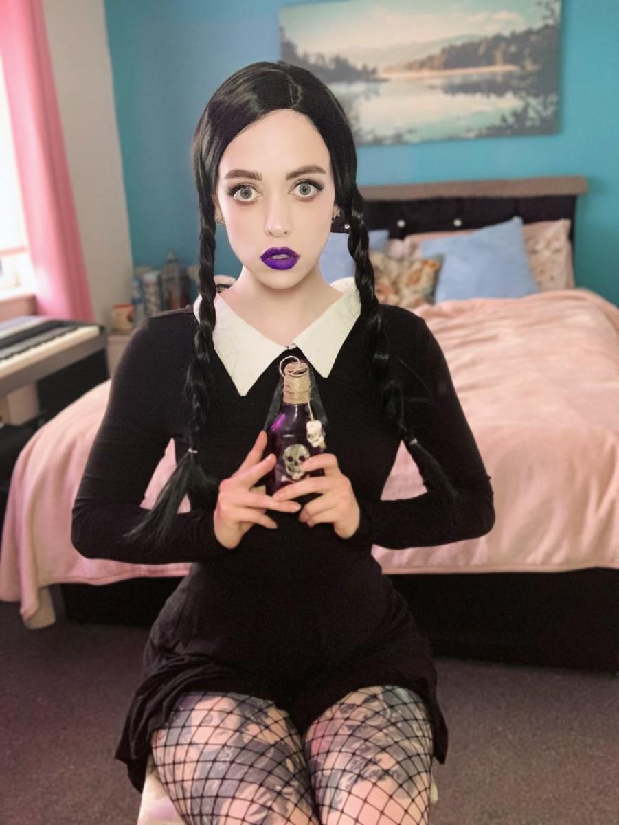  Wednesday Addams by highlandbunny