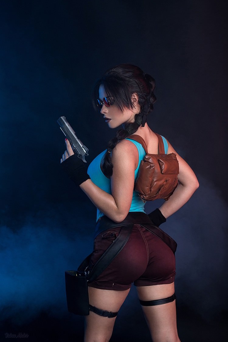Lara Croft saves the day