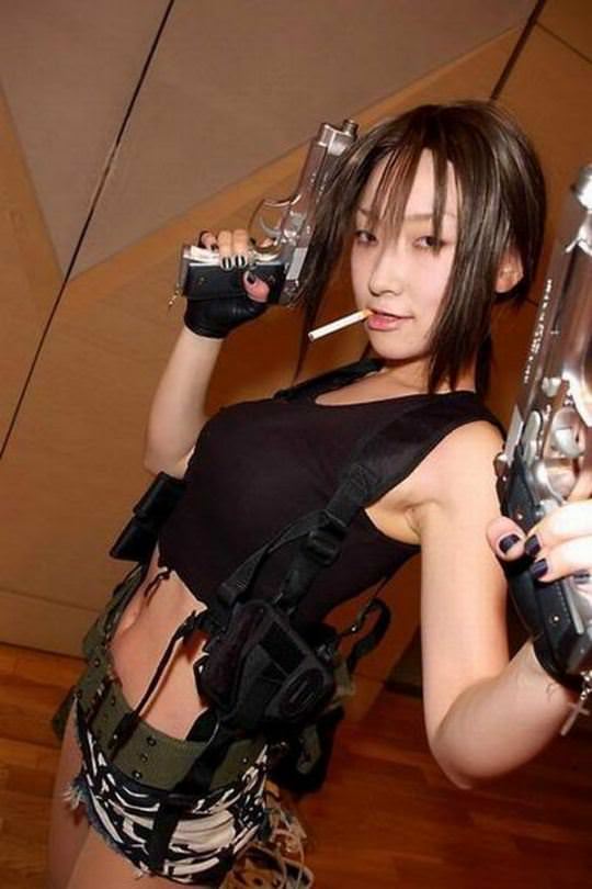 Lara Croft Cosplay 19