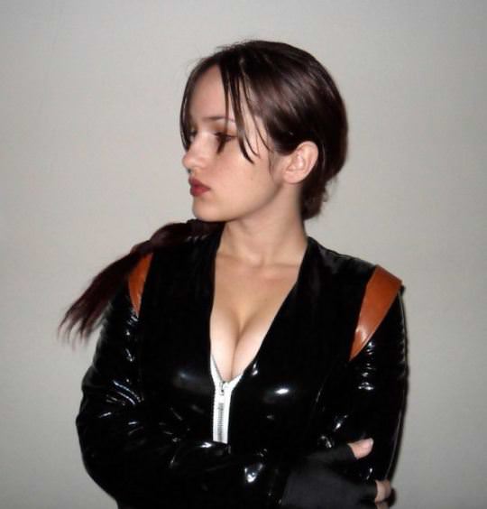 Lara Croft Cosplay 8