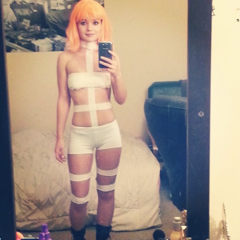 LeeLoo Cosplay