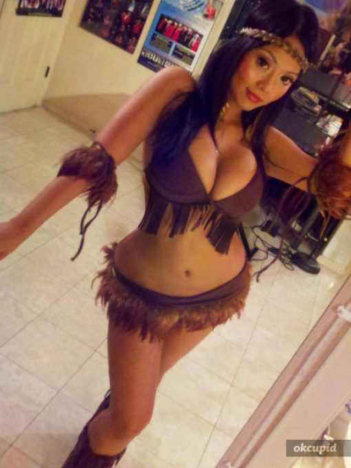 Pocahontas Costume 18
