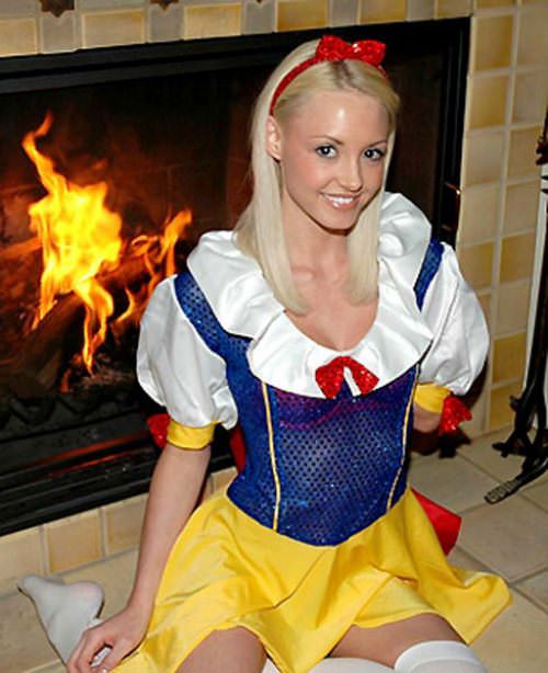 Sexy Snow Whites 20