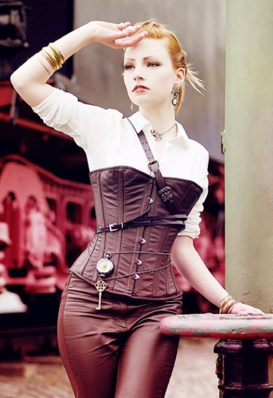 Steampunk Cosplay Girls 11