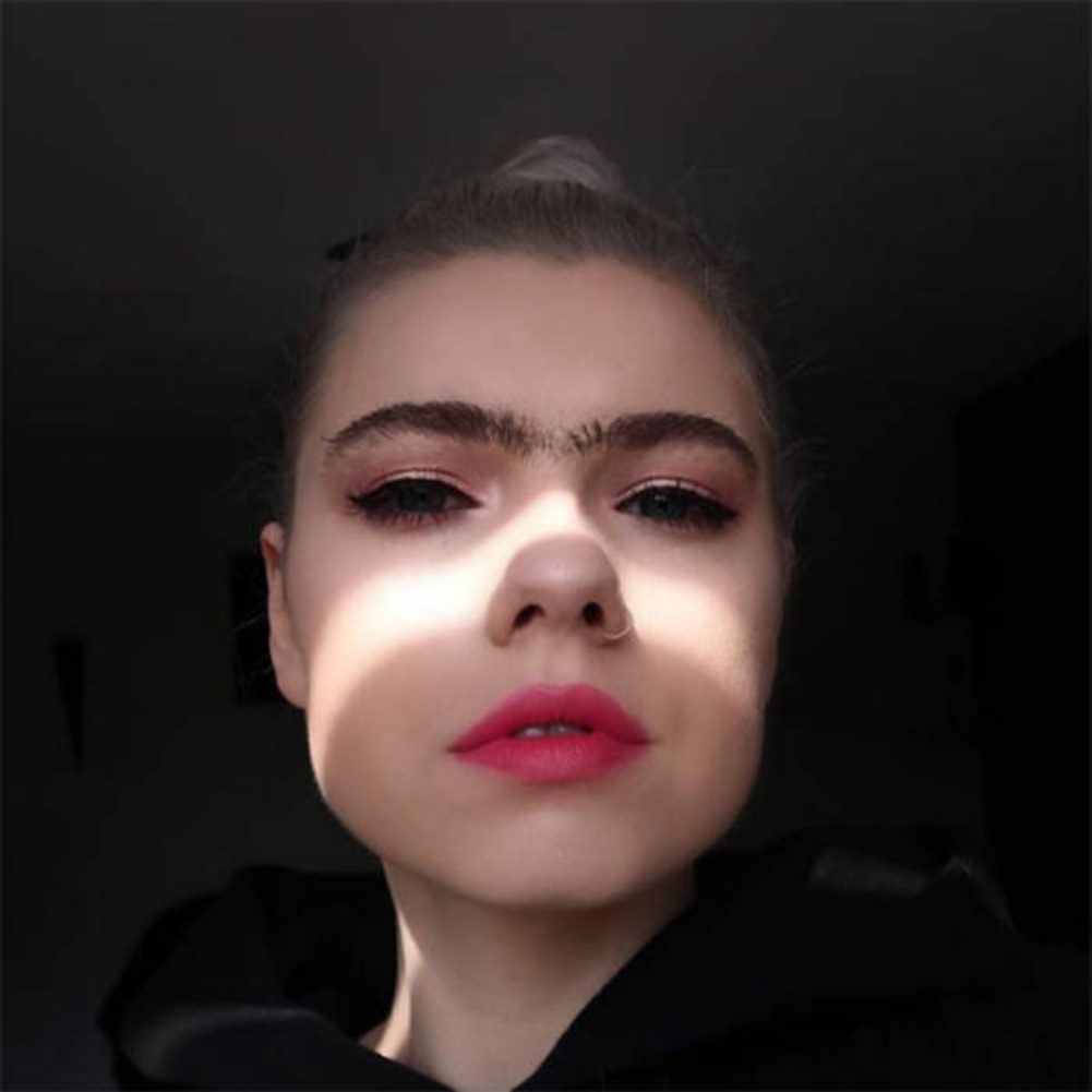 EYE BROWSE
