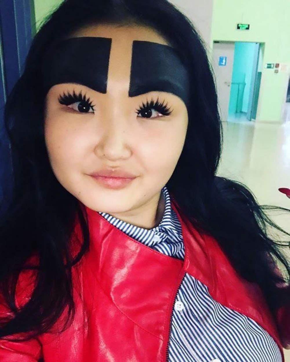 EYE BROWSE