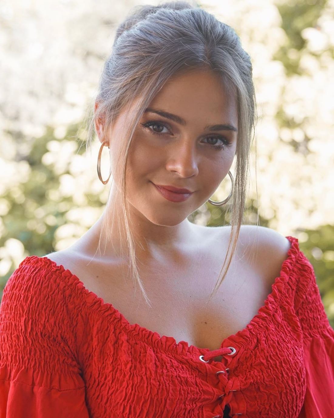  Jessy Hartel