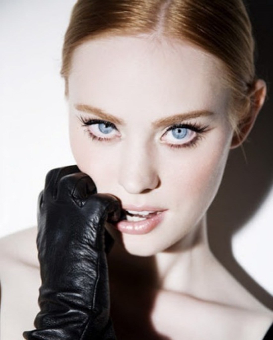  Deborah Ann Woll