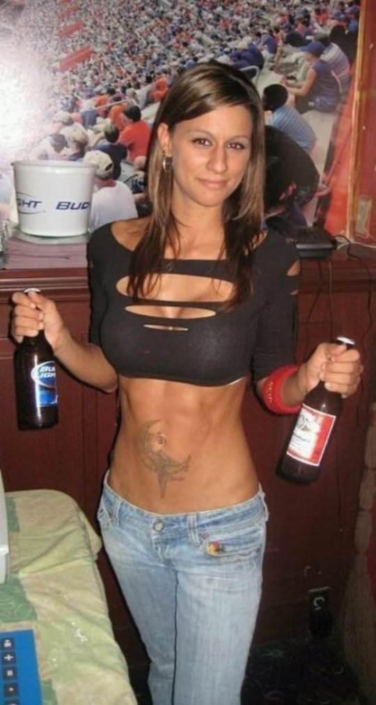 Girls who like beer 1