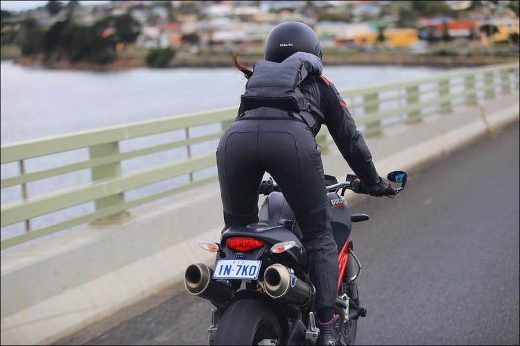 Girls who love Bikes