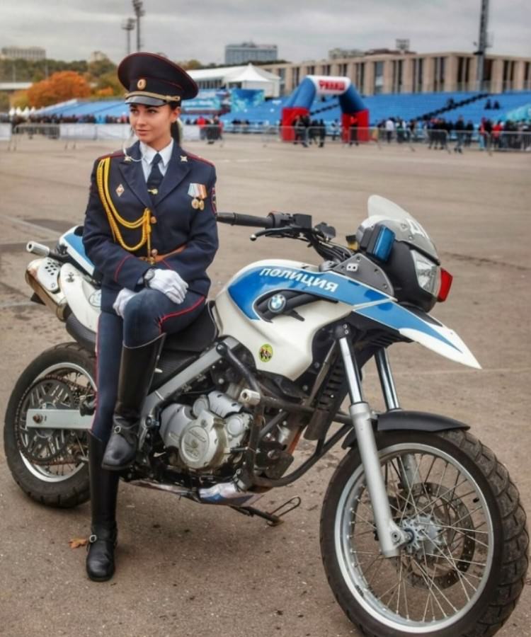 Girls who love Bikes