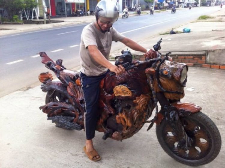 Girls who love Bikes