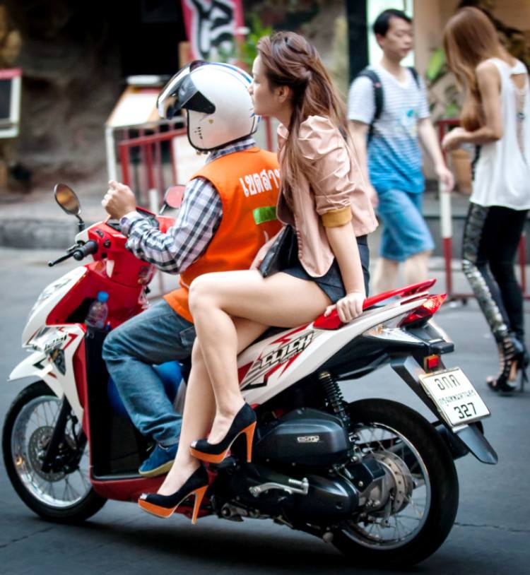 Girls who love Bikes