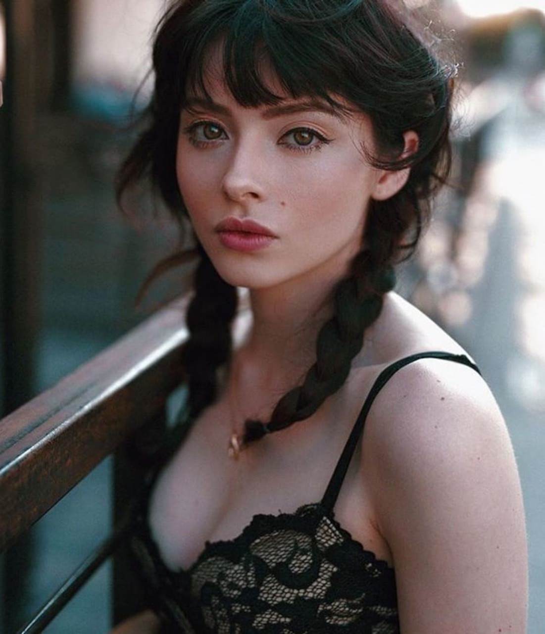  Alina Phillips Alina Lee