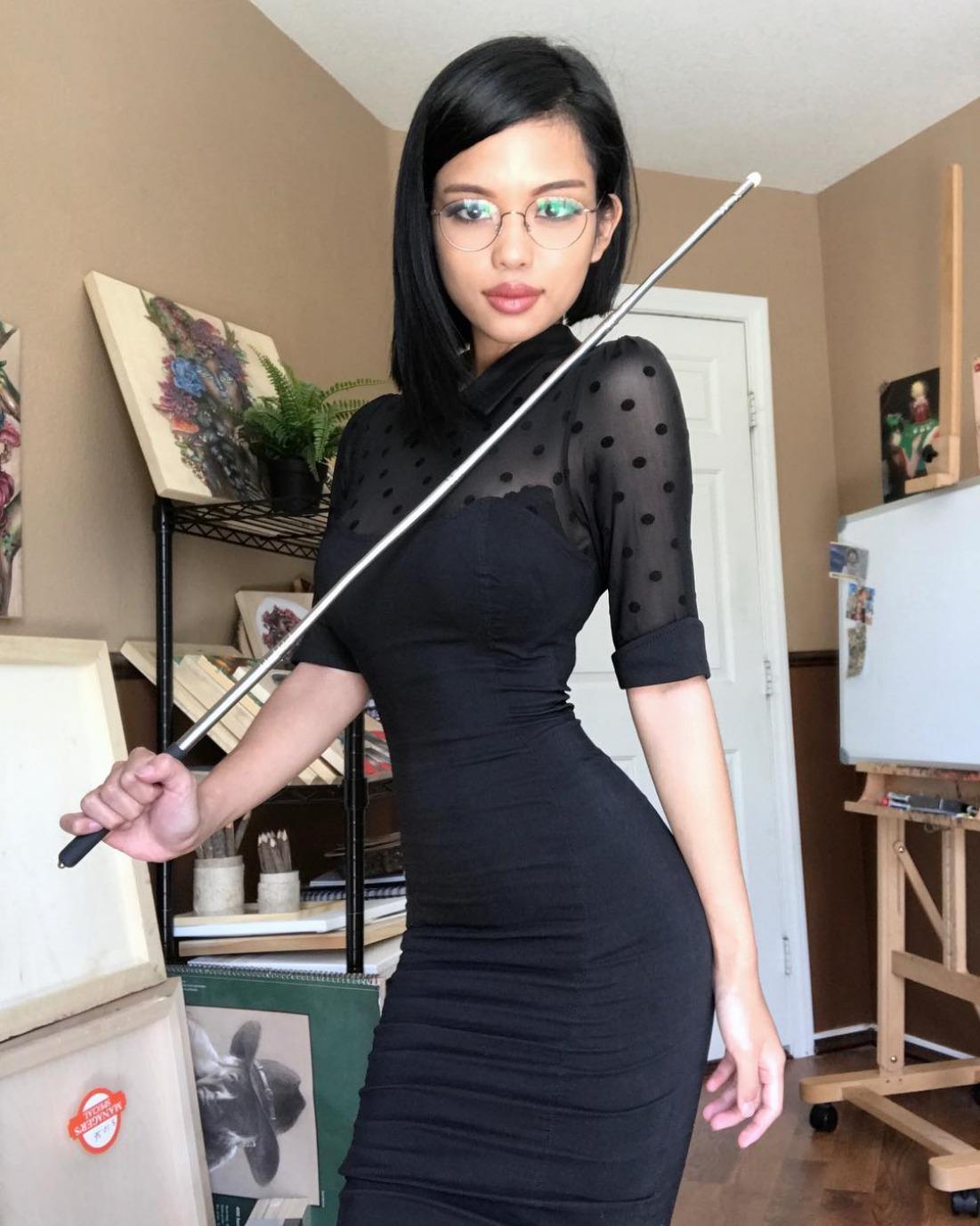 Alyssa Silos @alythuh