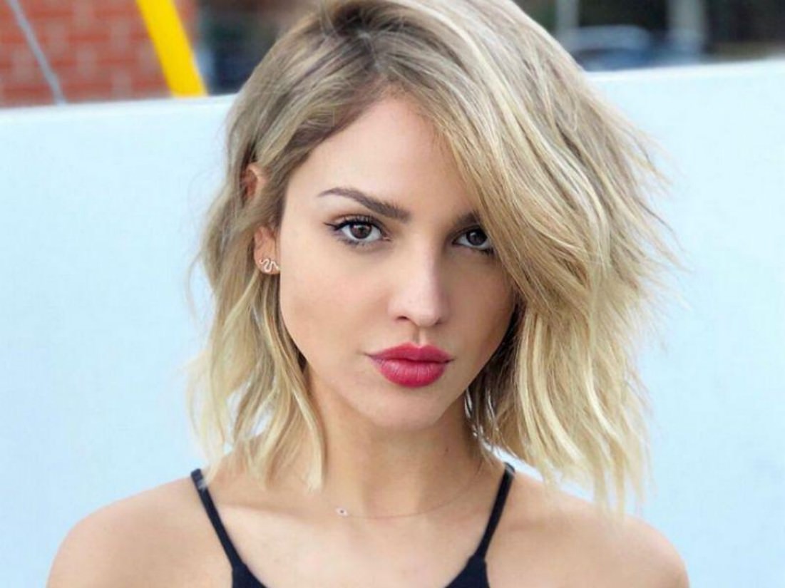  Eiza Gonzalez