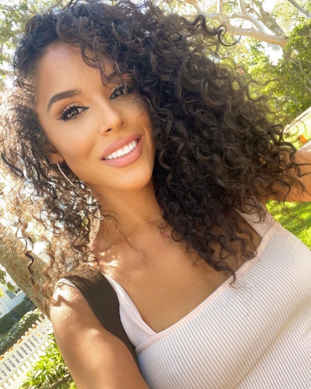  Brittany Bell