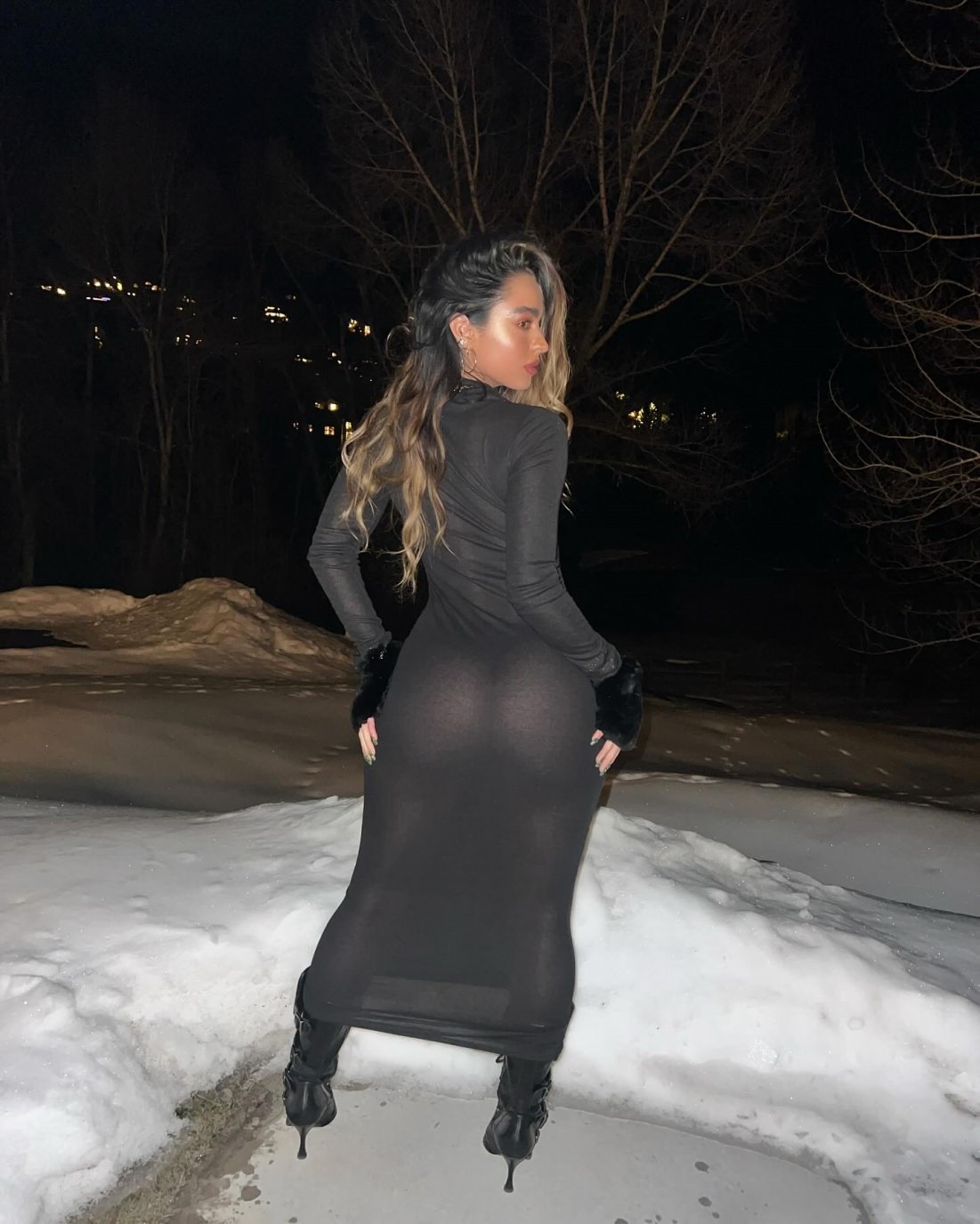  Sommer Ray