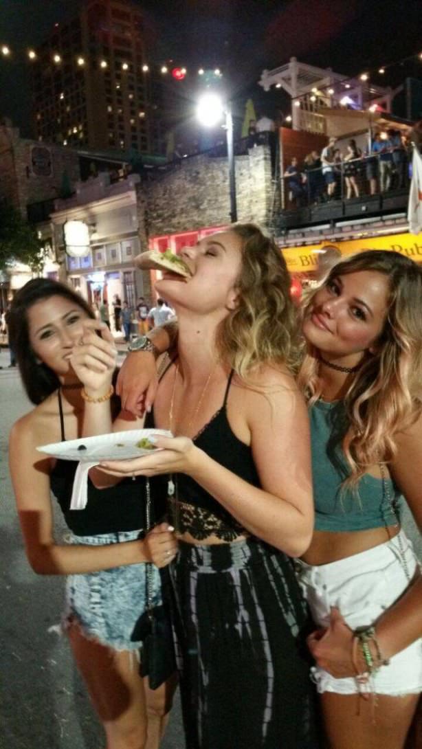 nom nom nom