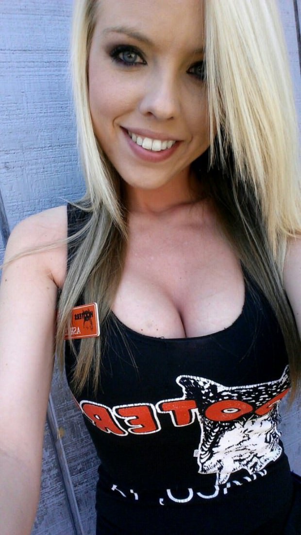 hooters