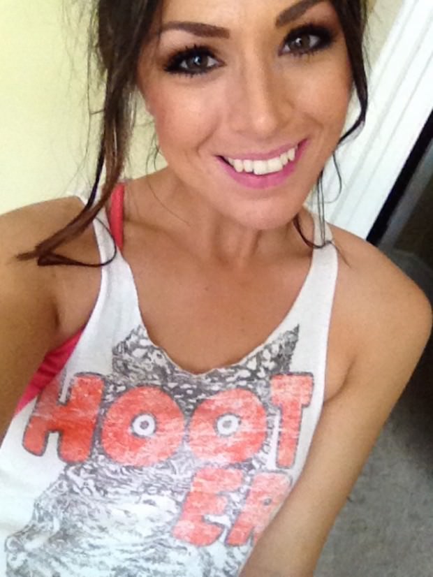 hooters.