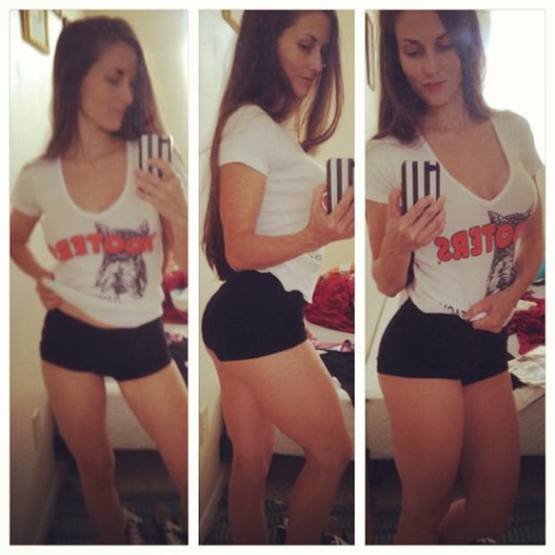 hooters.