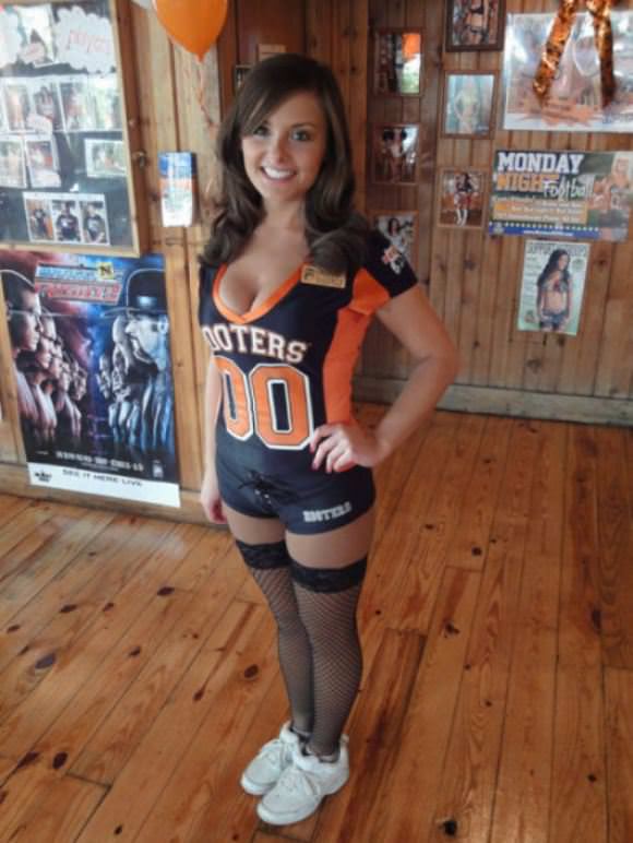 hooters