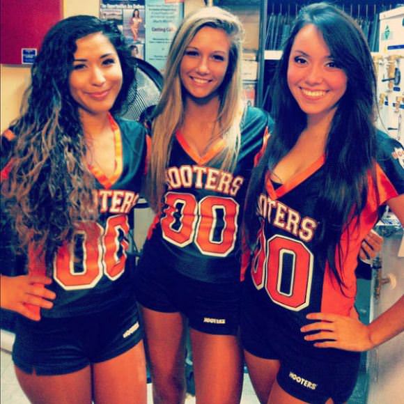 hooters