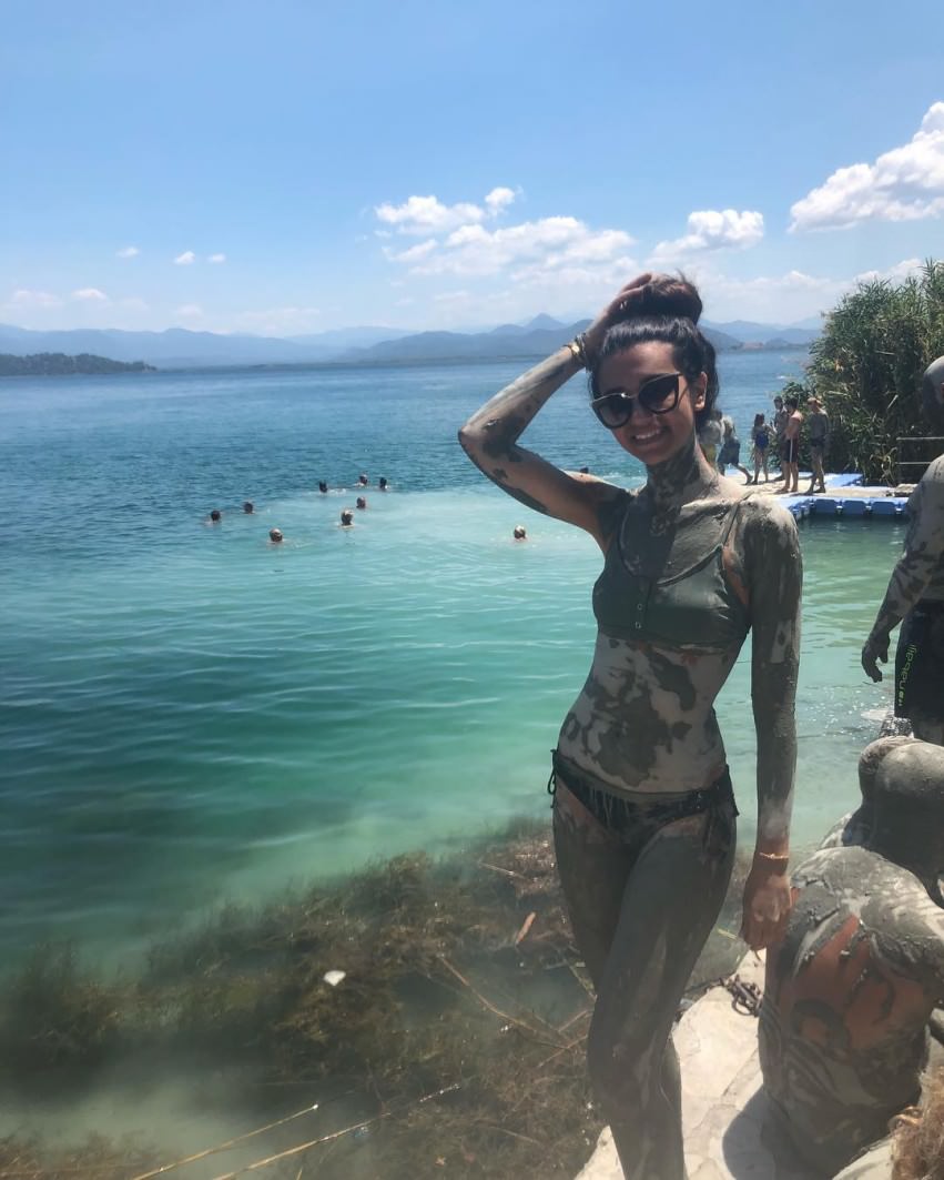 Dirty Dirty Girls