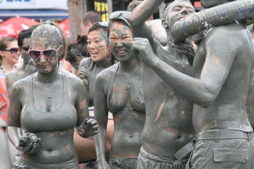 Dirty Dirty Girls