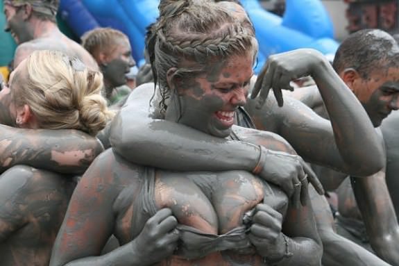 muddy girls