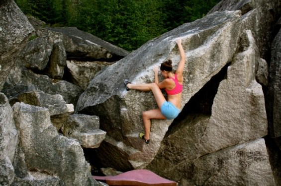 rock climbing girls 7