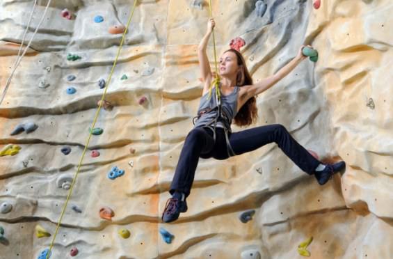 rock climbing girls 16