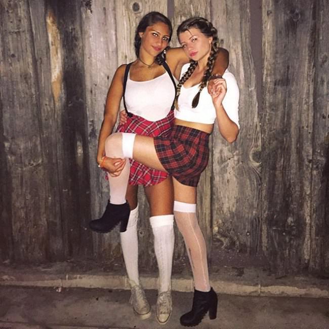 schoolgirls