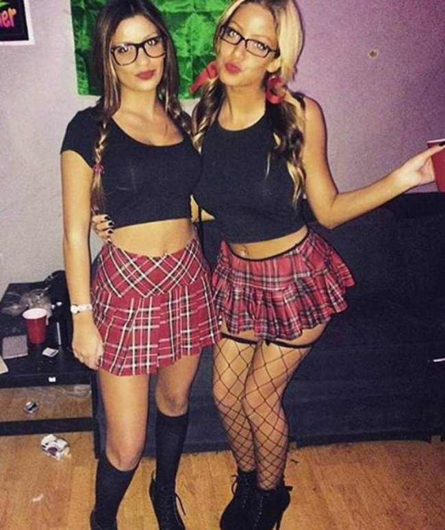 schoolgirls