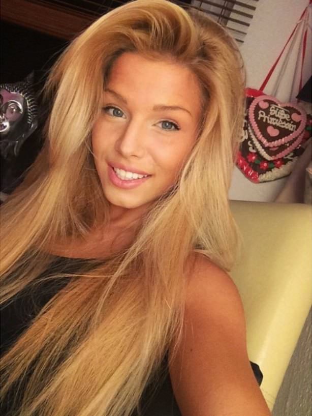 selfies.