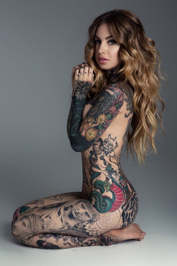 Girls with nice tattoos