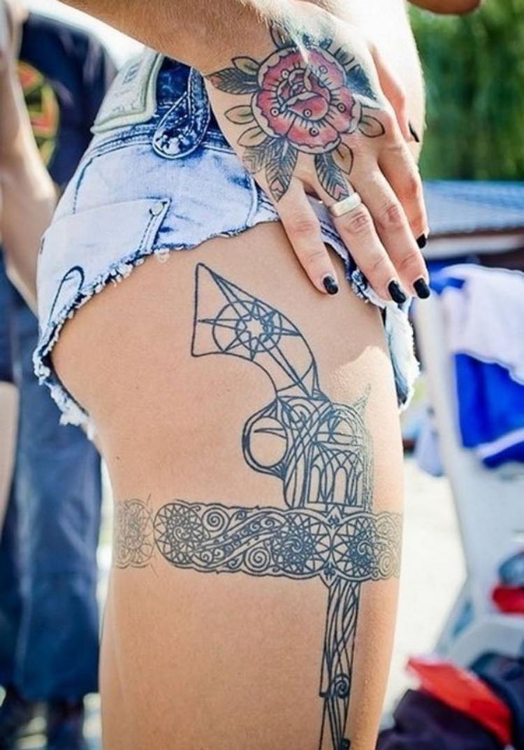 Girls with nice tattoos